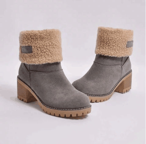 Factory direct 2019 winter new large size Europe and winter warm snow boots round head in the tube casual shoes