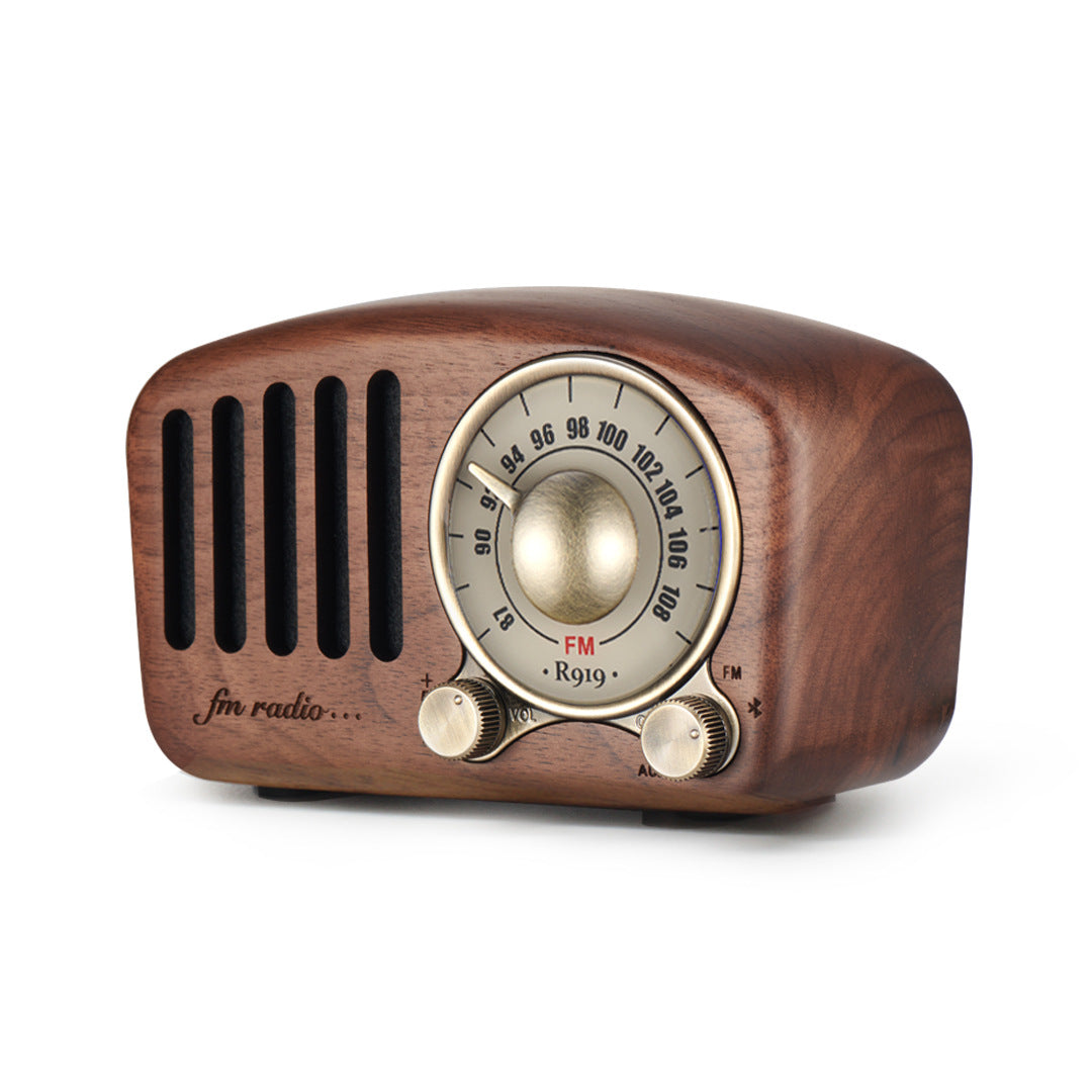 New electronic gift wooden Bluetooth speaker retro portable outdoor subwoofer card mobile phone audio