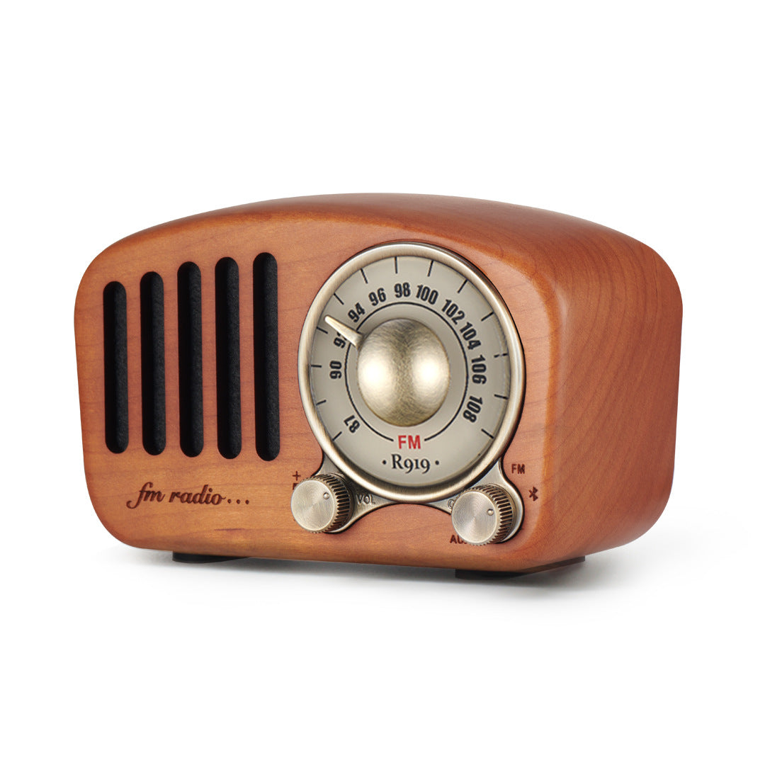 New electronic gift wooden Bluetooth speaker retro portable outdoor subwoofer card mobile phone audio