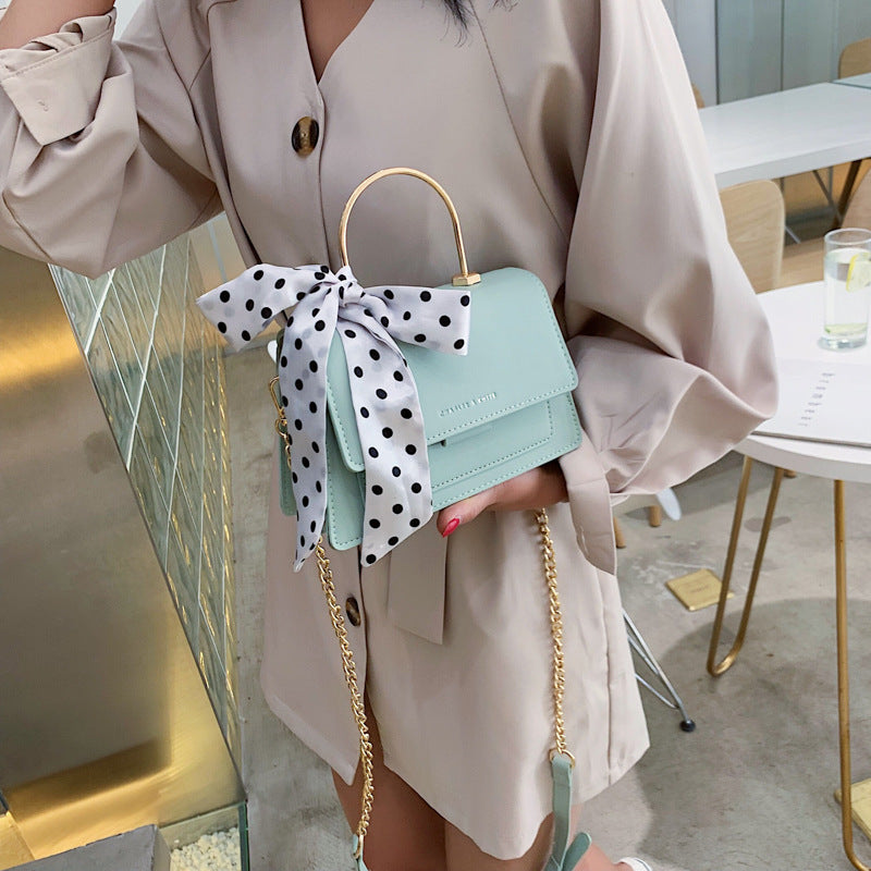 Textured French niche small bag female 2020 new fashion wild shoulder bag foreign silk scarf portable crossbody bag