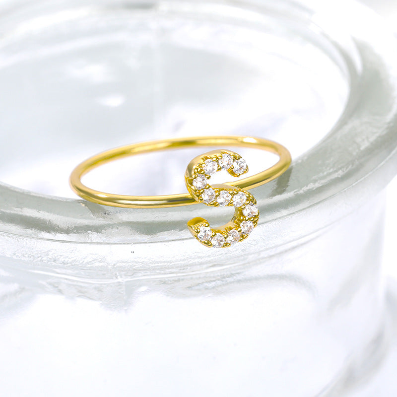 2020 cross-border new letter ring Z gold stainless steel zircon ring creative finger ring spot wholesale