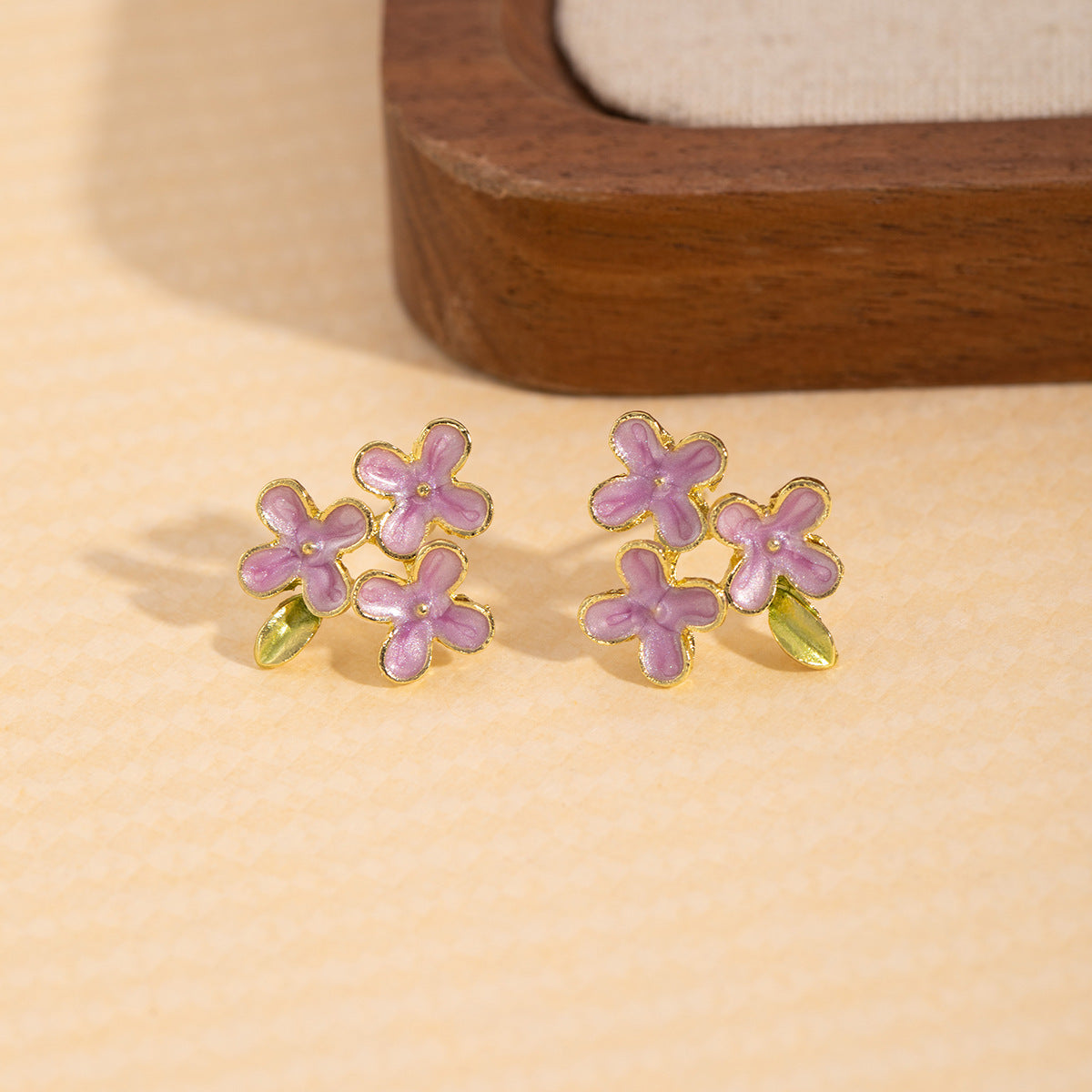 Silver Needle Mori Sweet Flower Stud Earrings