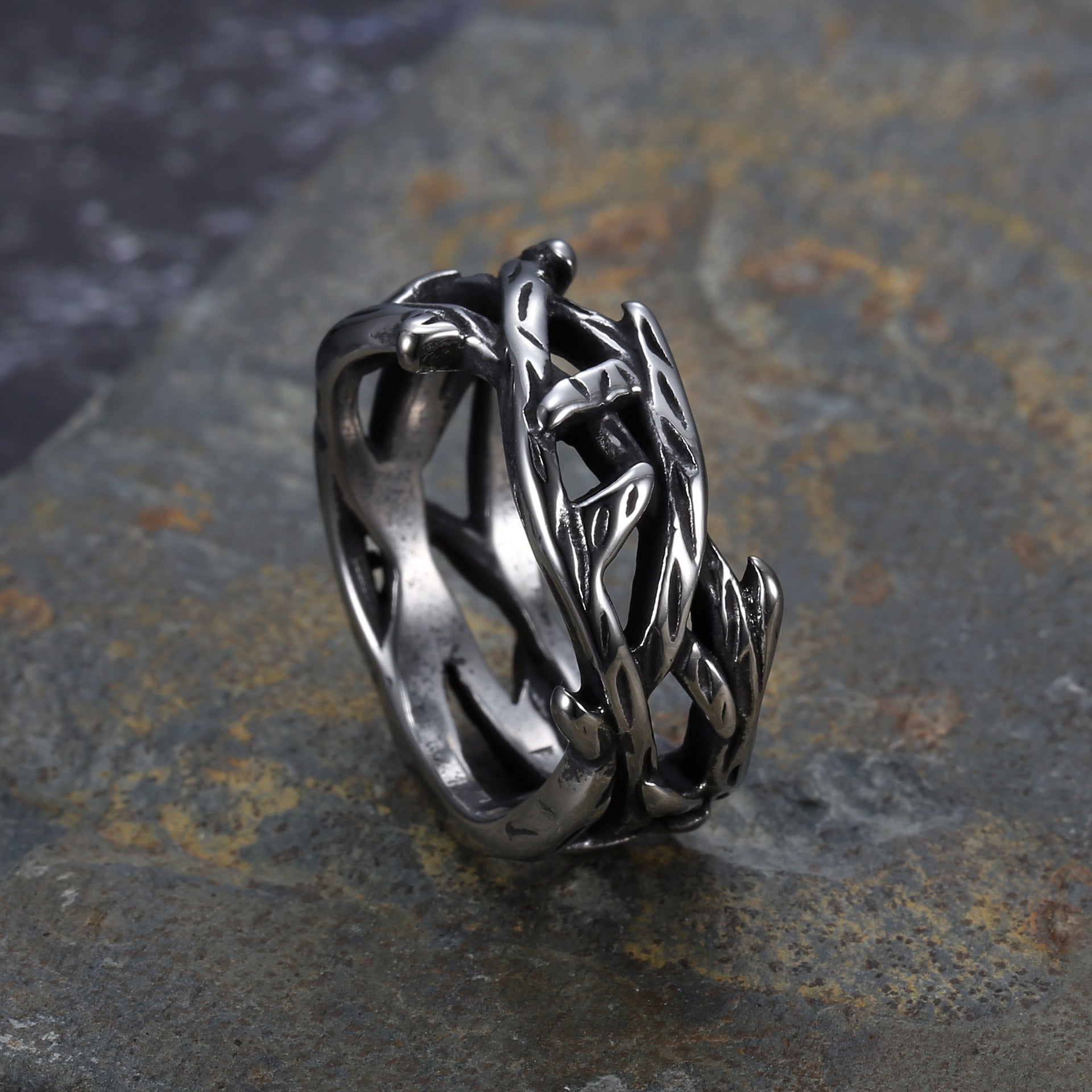 European and American models tree of life titanium steel gold ring retro polished jewelry spot