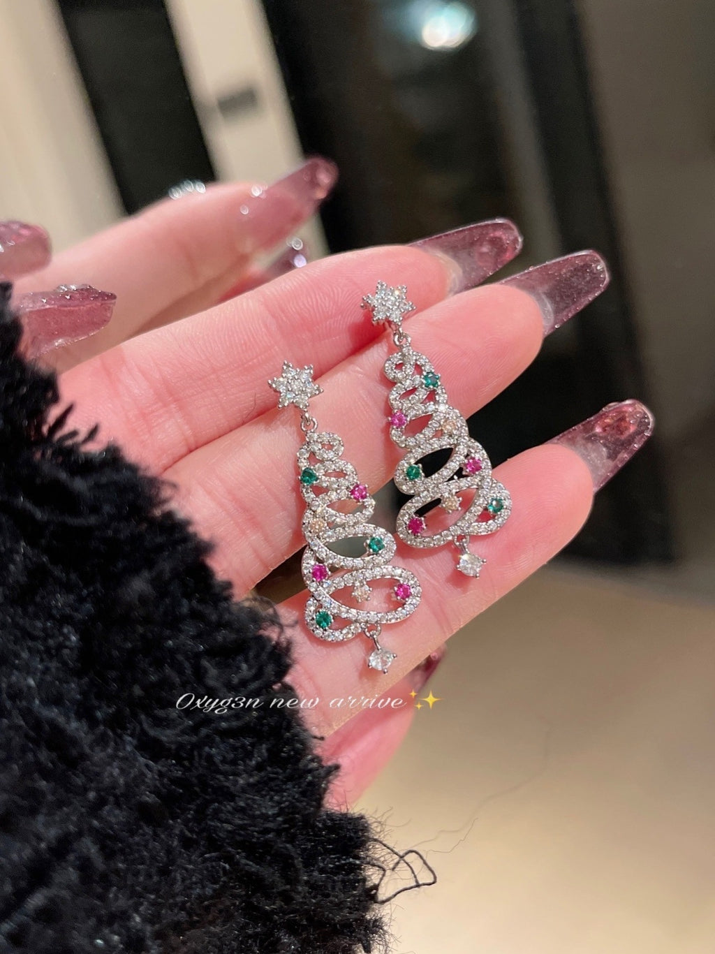 European and American new color Christmas tree tassel earrings sweet and simple hollow long Christmas accessories star earrings