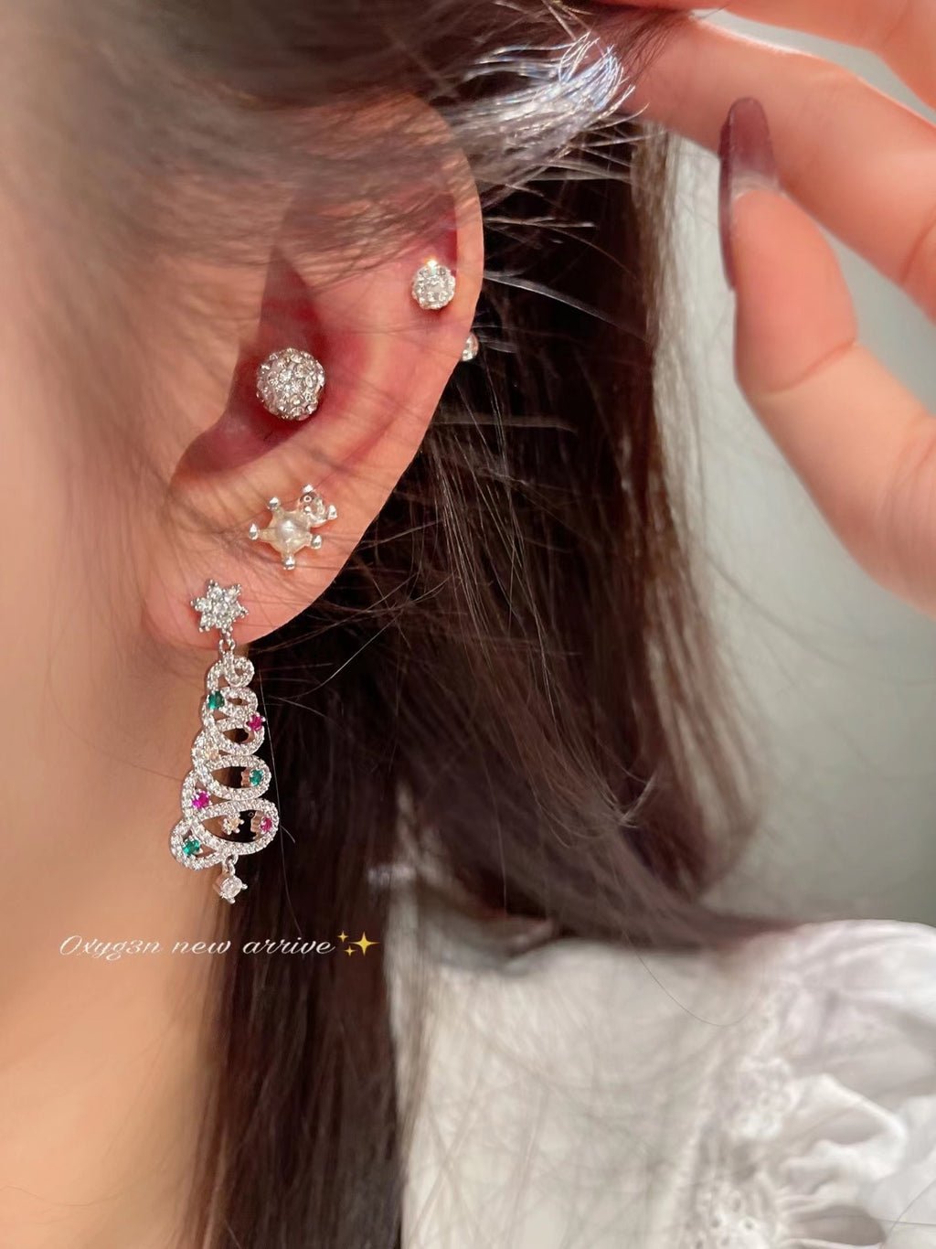 European and American new color Christmas tree tassel earrings sweet and simple hollow long Christmas accessories star earrings