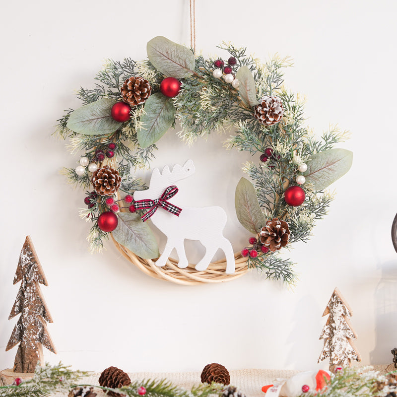 Christmas decorations garland door hanging wreath scene layout Christmas tree circle hanging ornaments door hanging ornaments creative