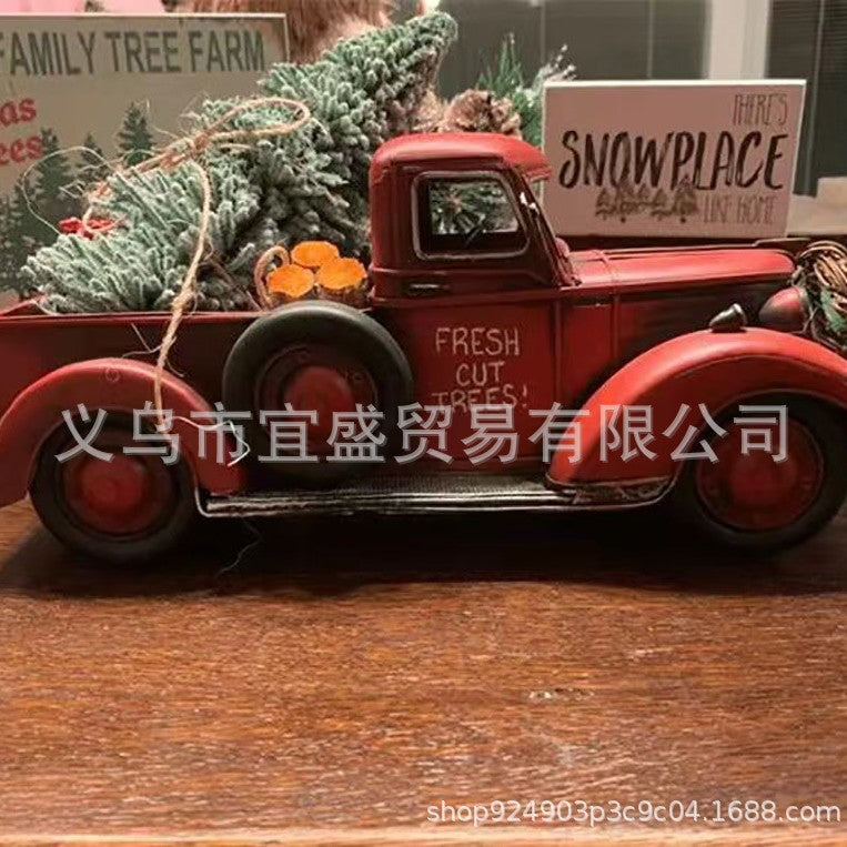 Cross-border Christmas go-kart red Christmas tree pulling goods LED lights flashing Christmas ornaments atmosphere resin home