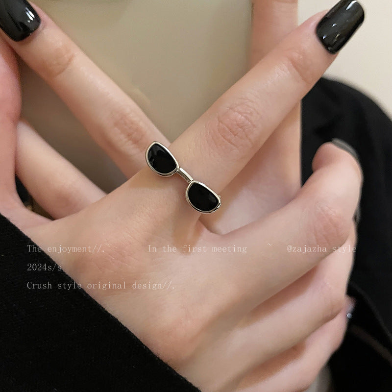 Light luxury high-end design pearl ring female niche ins style exquisite zircon ring open ring hand jewelry